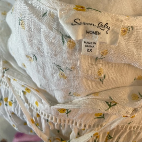 Floral Tank - Picture 4 of 4